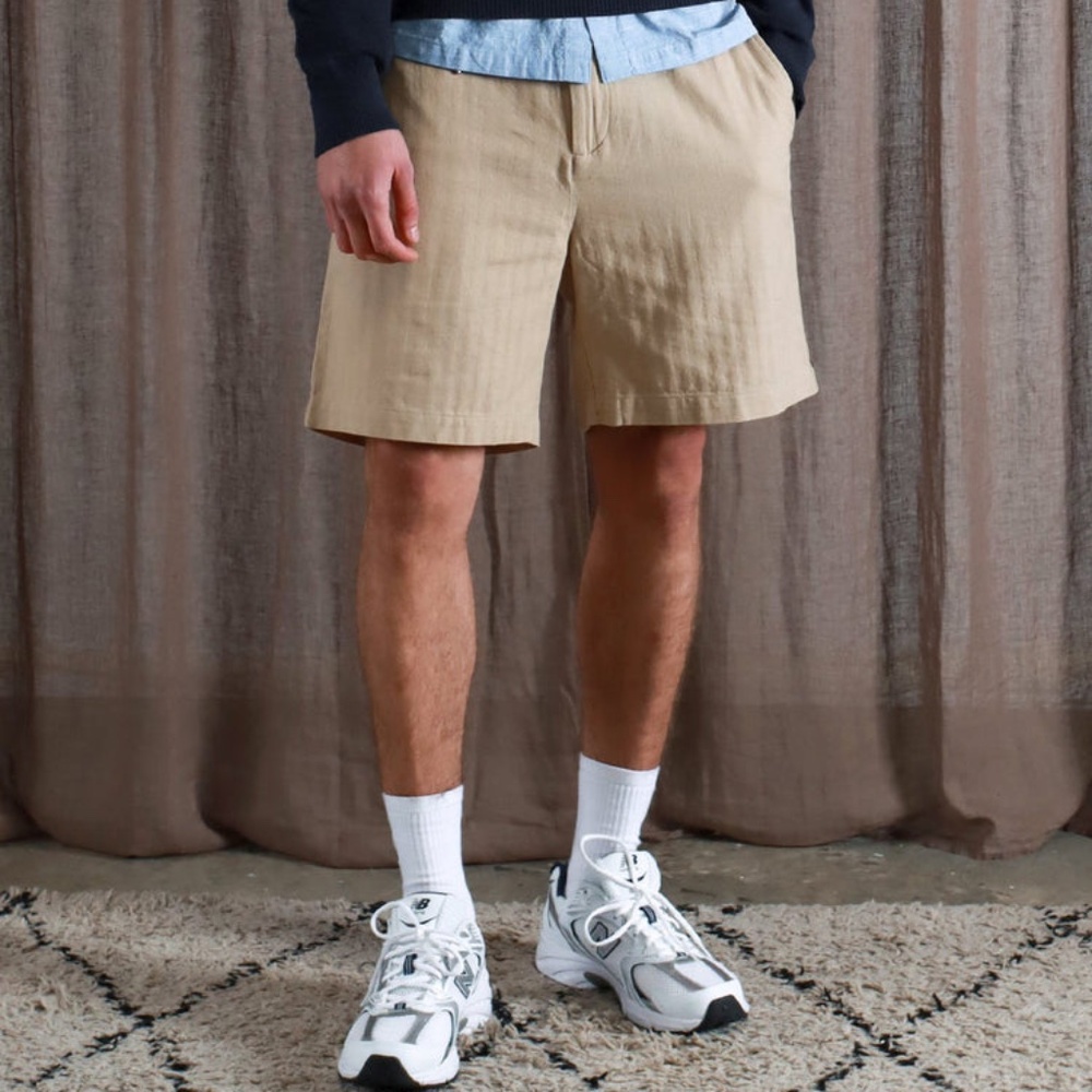 FAR AFIELD House Short Peyote Sand